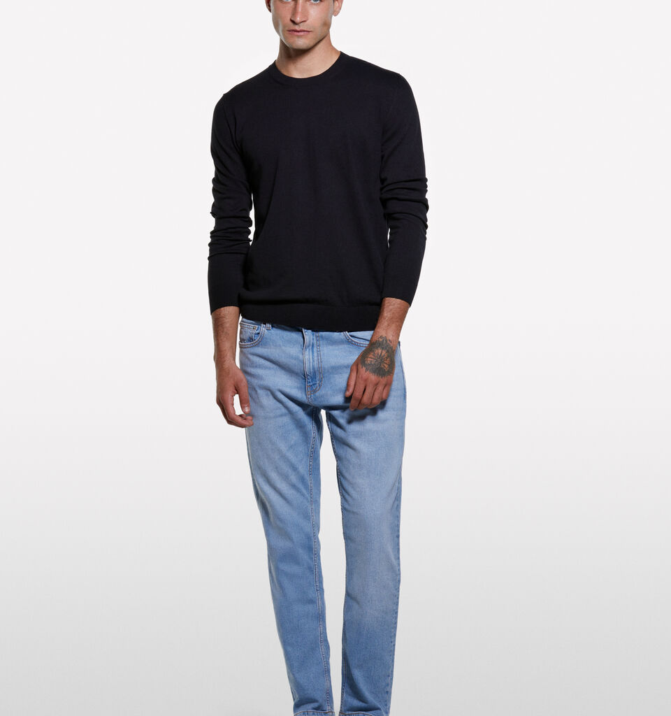 Μπλούζα μαύρη με λαιμόκοψη - μπλούζες με λαιμόκοψη ανδρικές - Μαυρο | Sisley image number 1